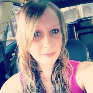 Meet your Posher, Tania